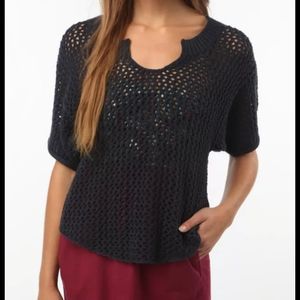 VASIA URBAN OUTFITTERS sweater.      #3835